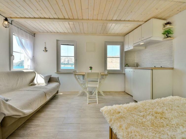 Lavender Villa Baška Exteriör bild